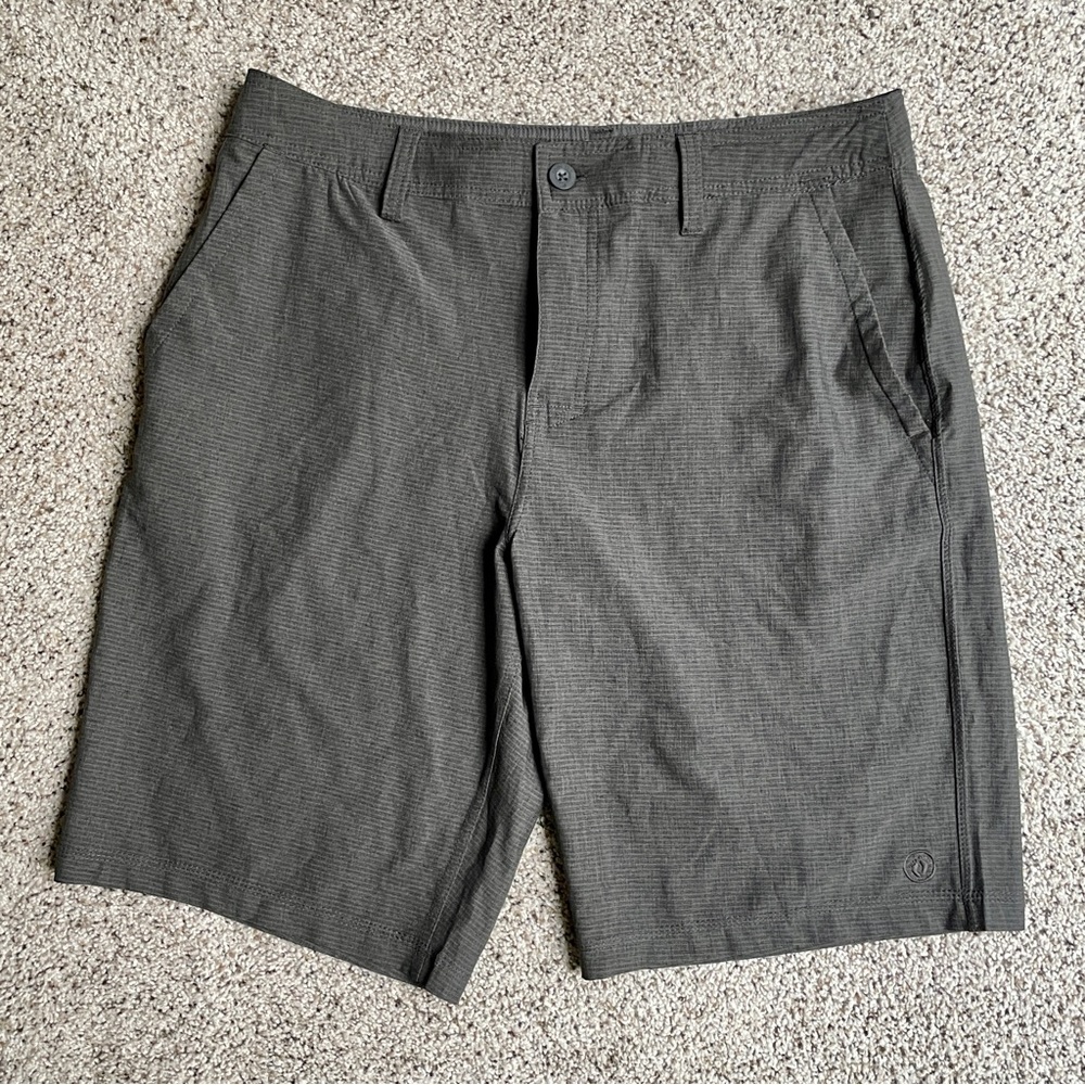 Men’s Gray Hang Ten Hybrid Shorts